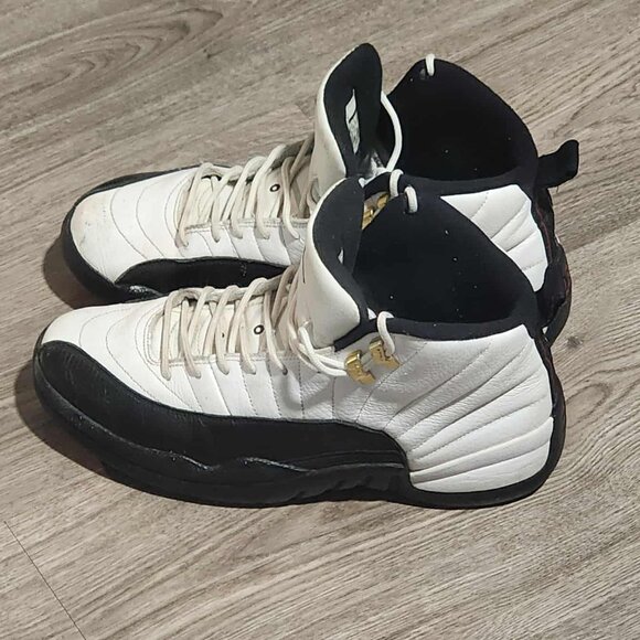 Jordan\'s retro 13 and retro 12 main image 9